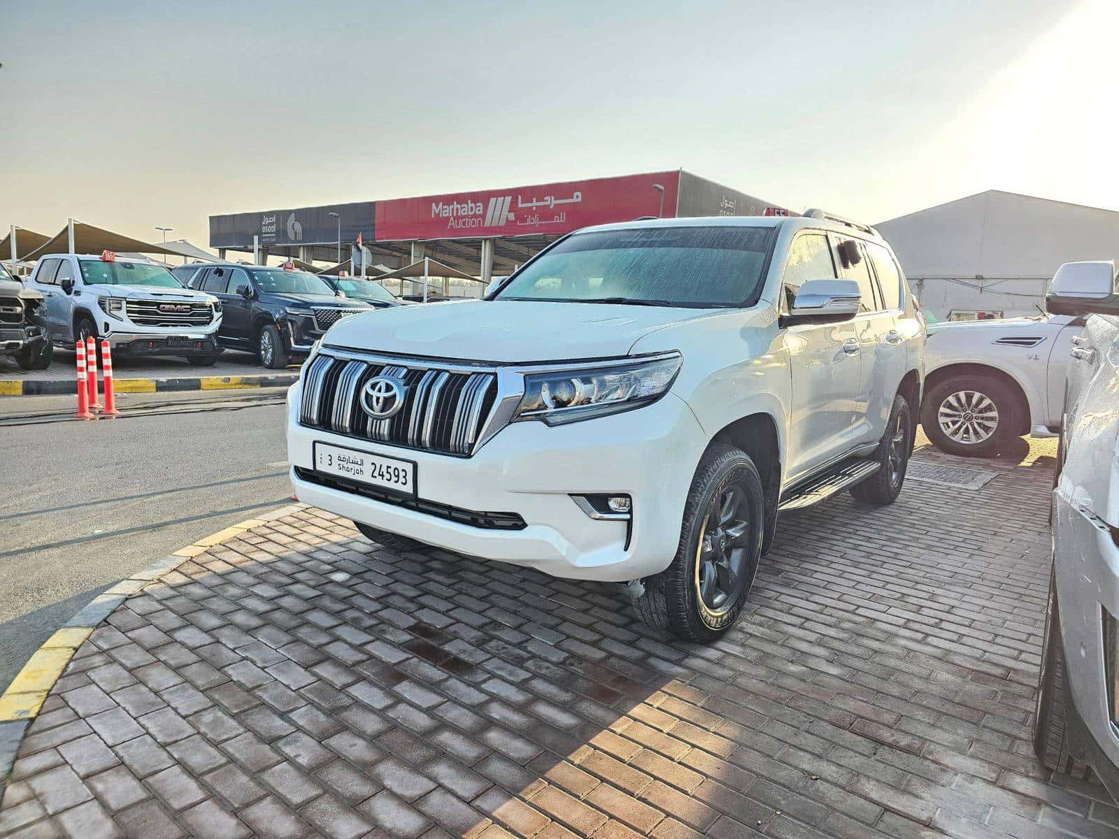 TOYOTA PRADO - Exterior