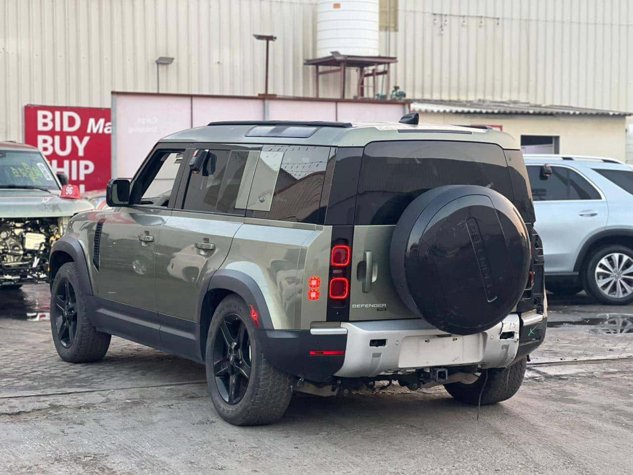 LAND ROVER DEFENDER 110 SE - Exterior
