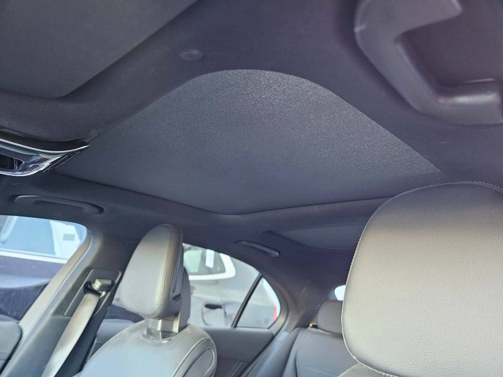 MERCEDES BENZ C200 - Exterior