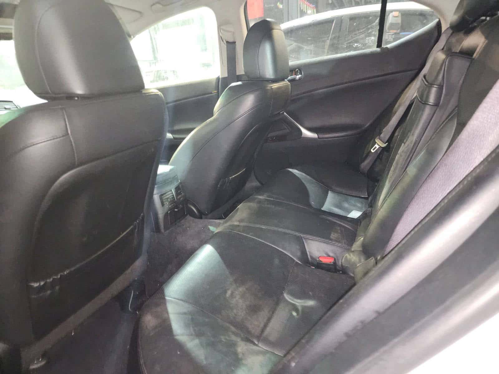 LEXUS IS 250 - Exterior