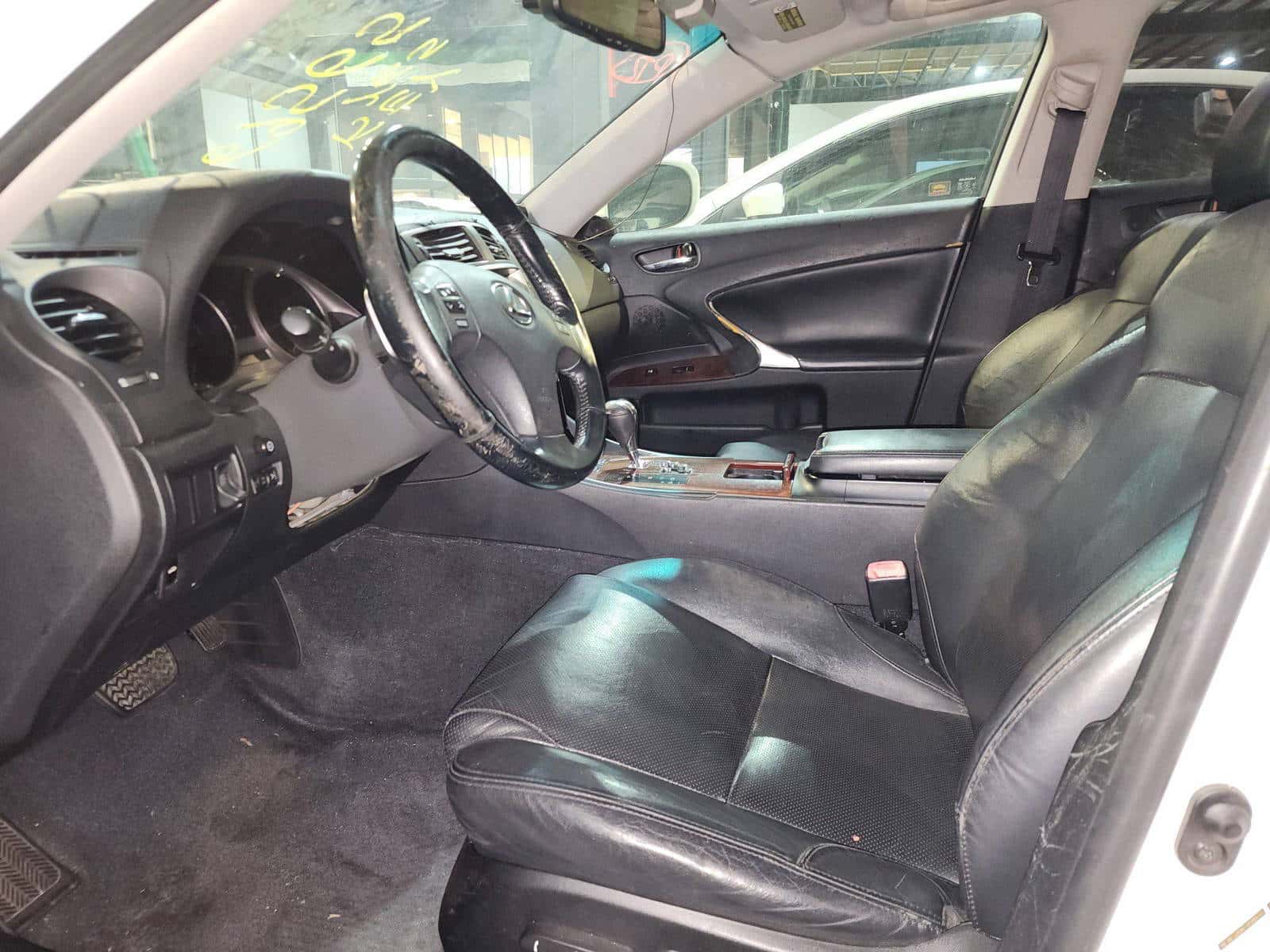 LEXUS IS 250 - Exterior