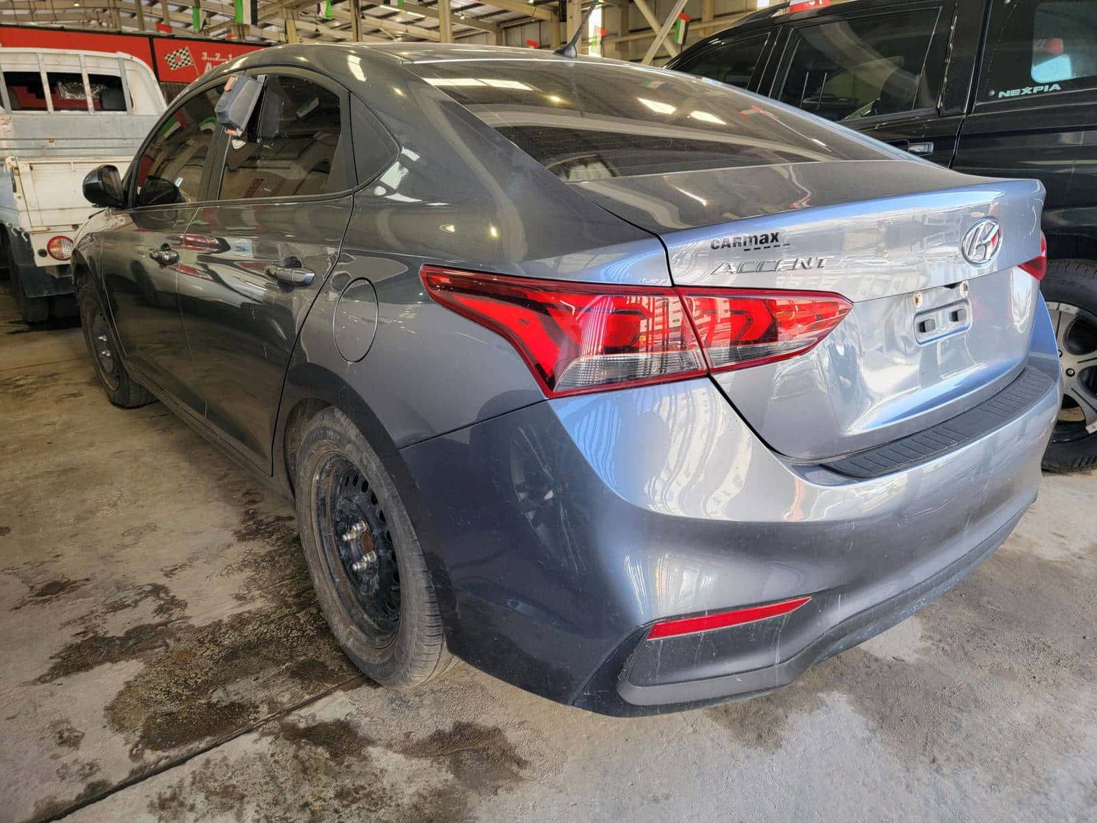 HYUNDAI ACCENT - Exterior