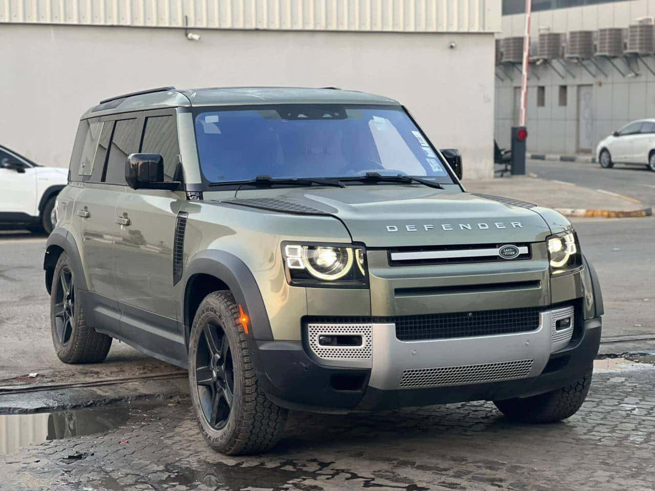 LAND ROVER DEFENDER 110 SE - Exterior