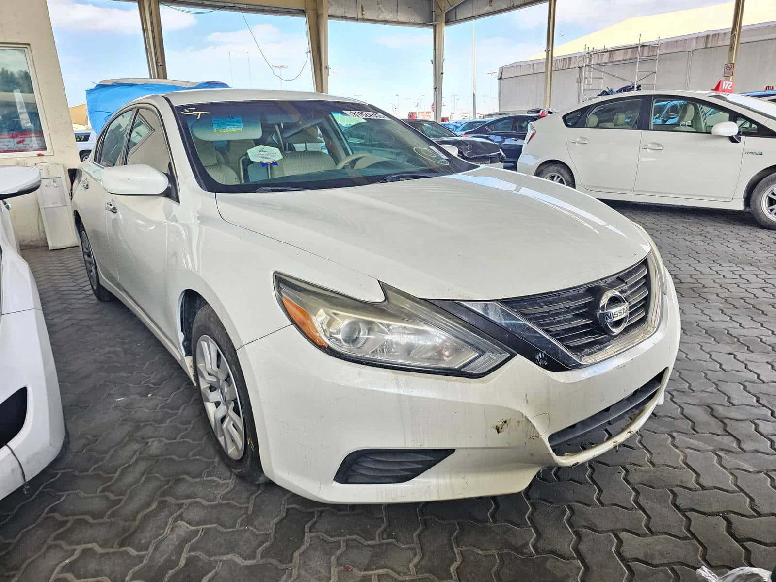 NISSAN ALTIMA - Exterior