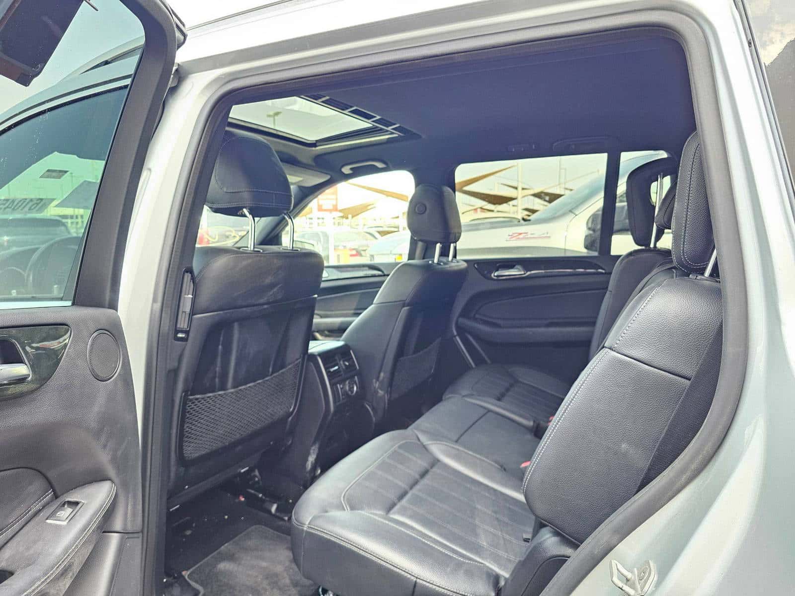 MERCEDES BENZ GLS 450 - Exterior