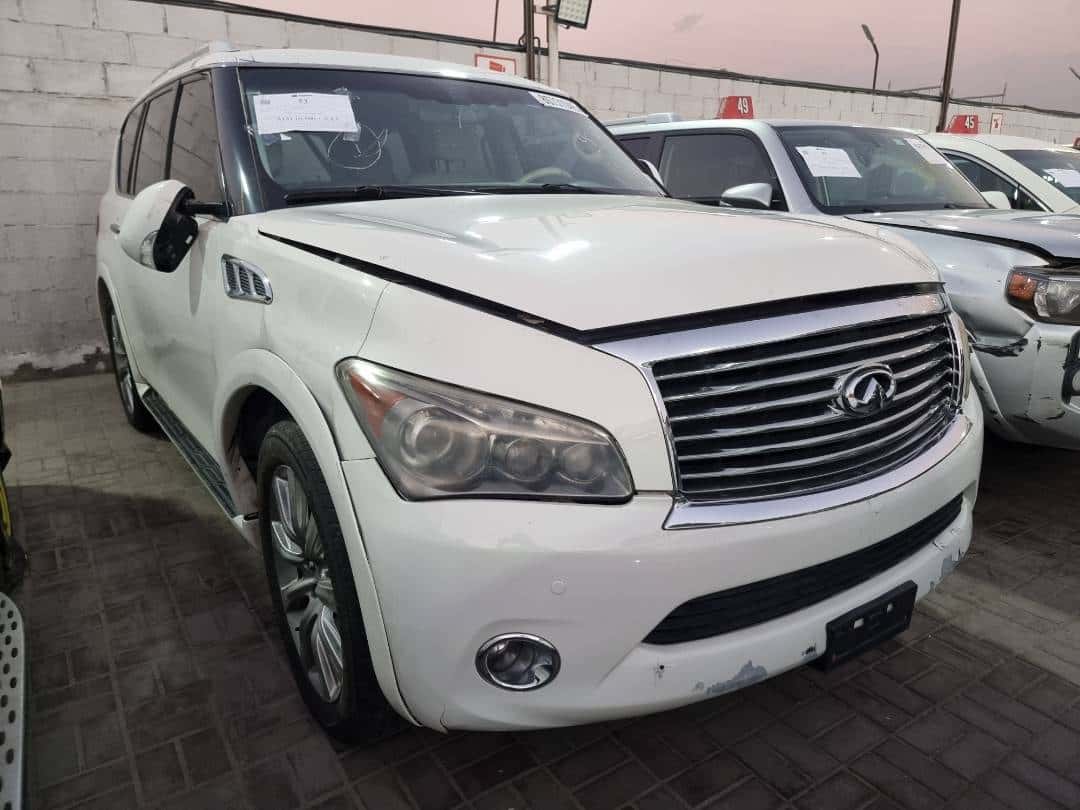 INFINITI QX56 - Exterior