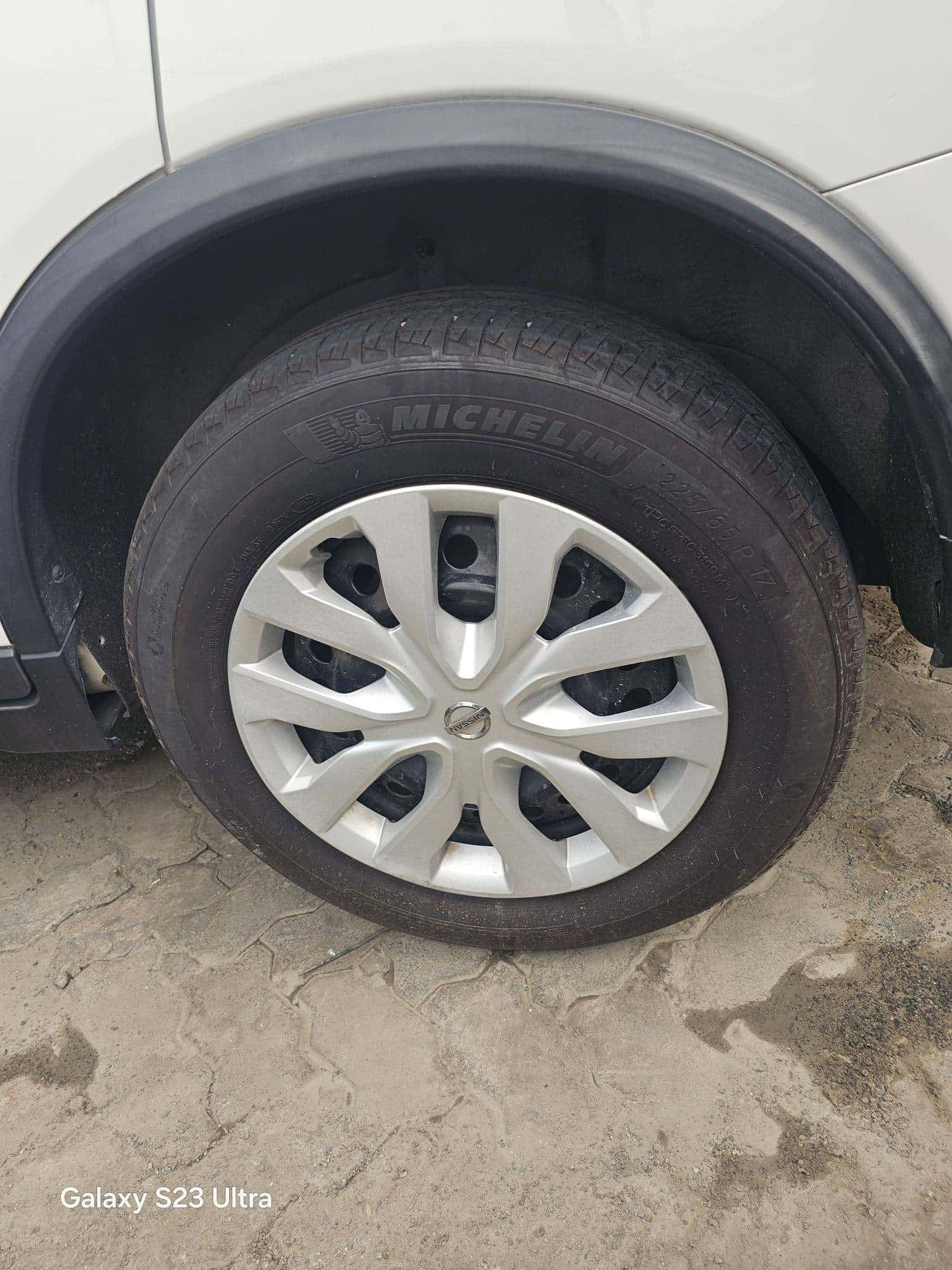 NISSAN ROGUE - Exterior