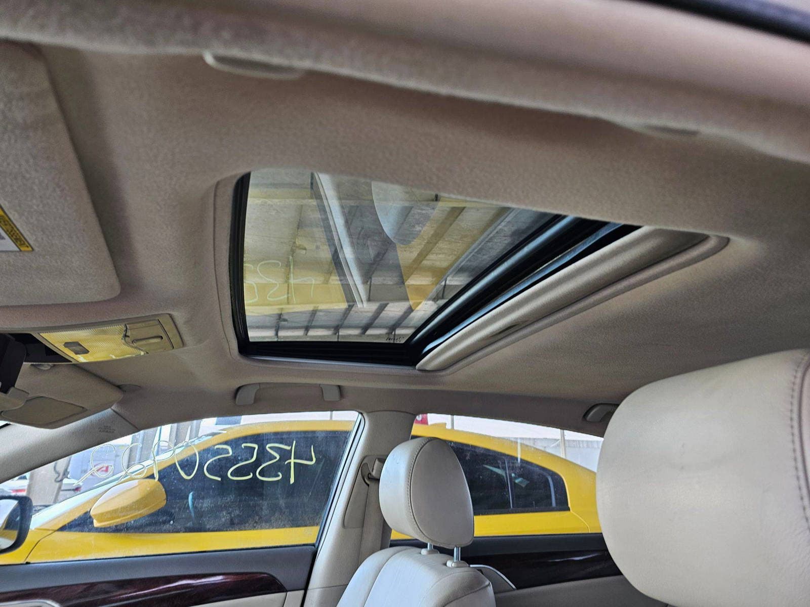 TOYOTA AVALON - Exterior