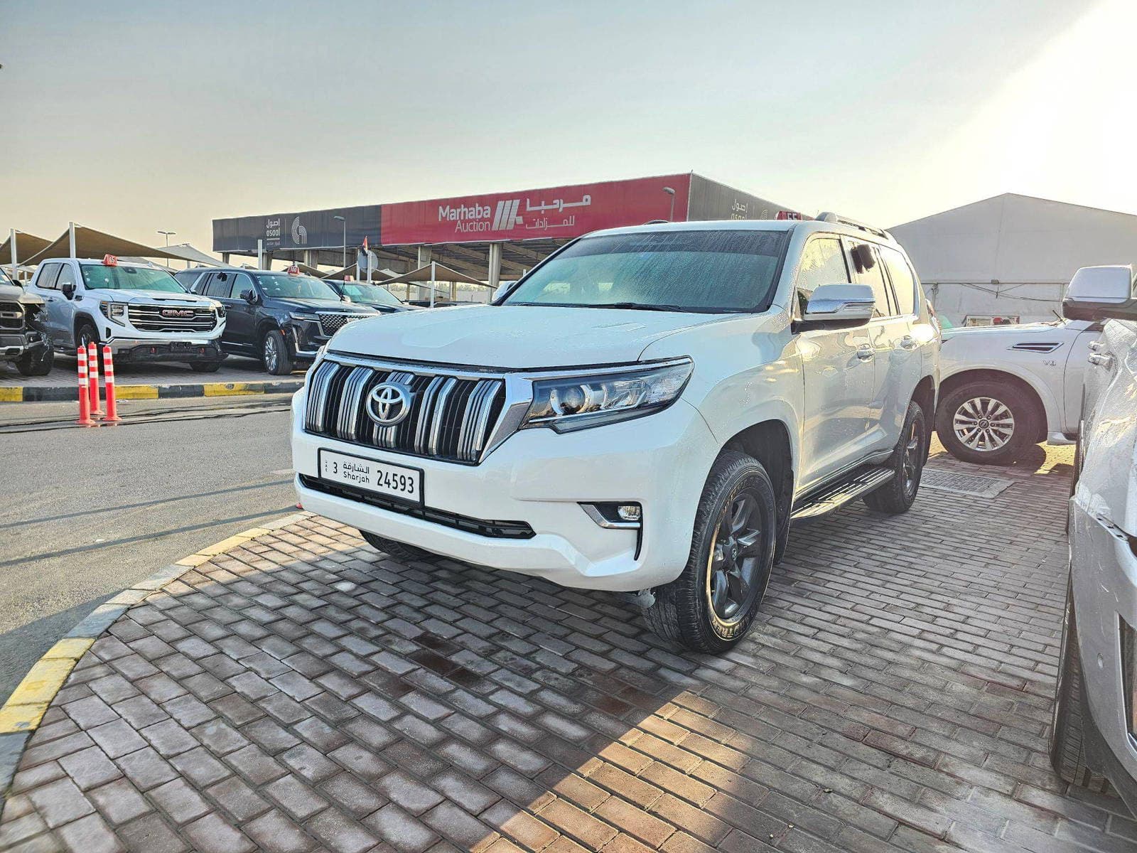 TOYOTA PRADO - Exterior