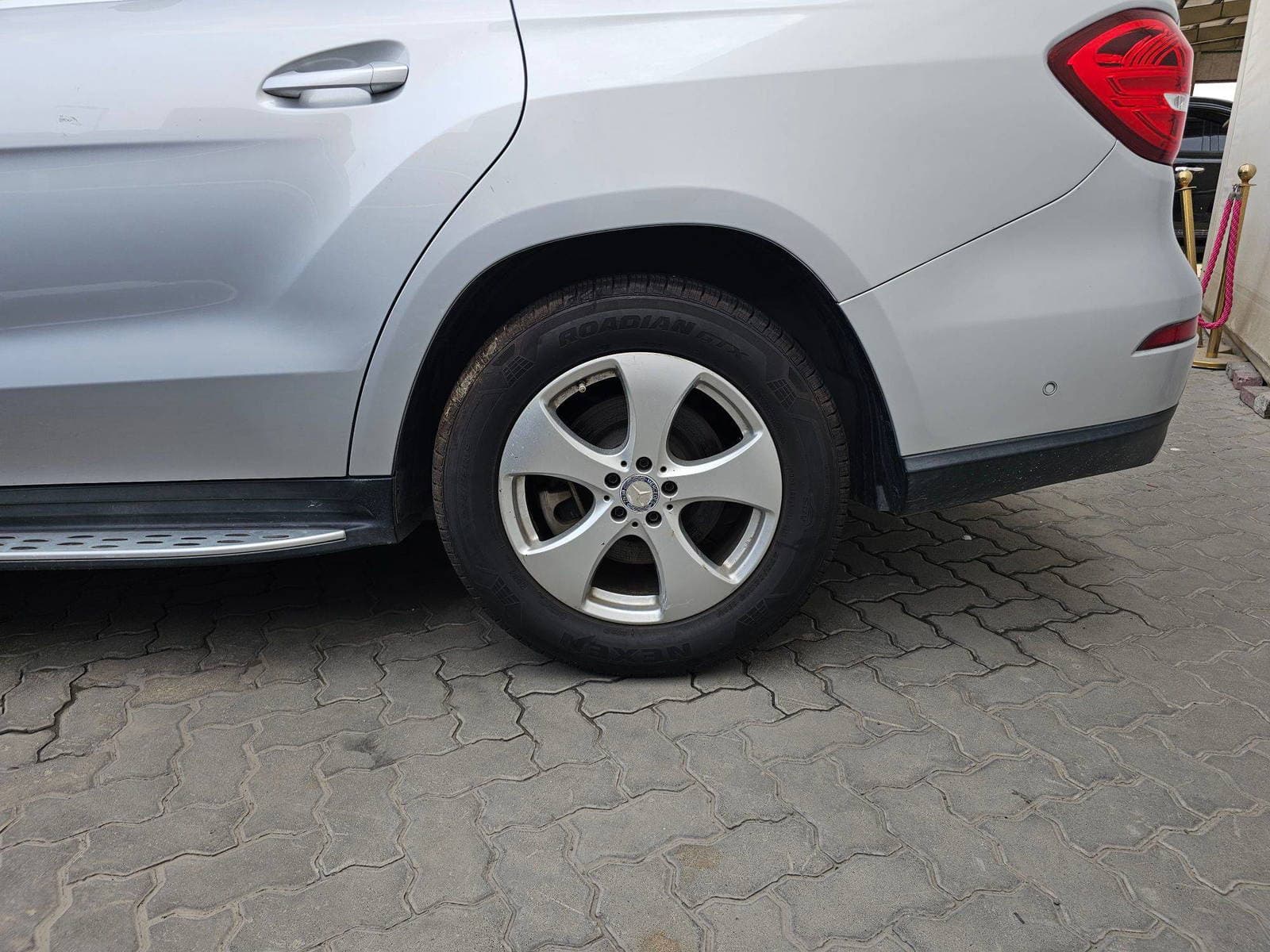 MERCEDES BENZ GLS 450 - Exterior