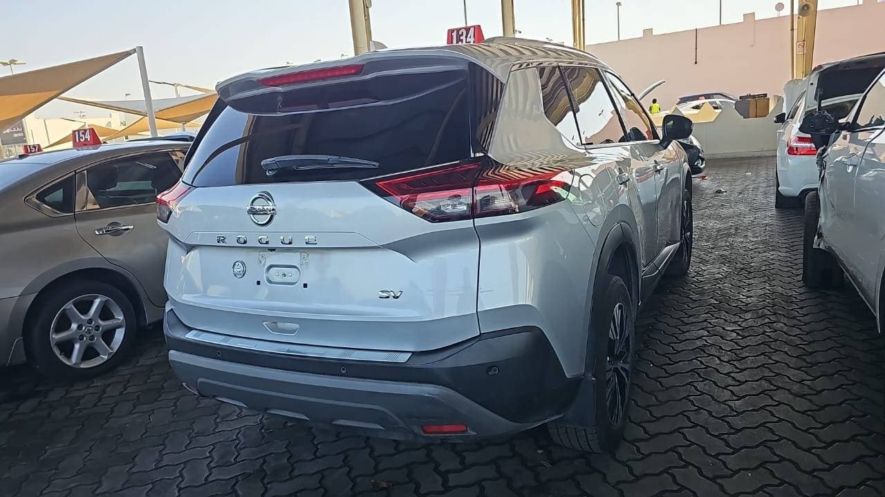 NISSAN ROGUE - Exterior