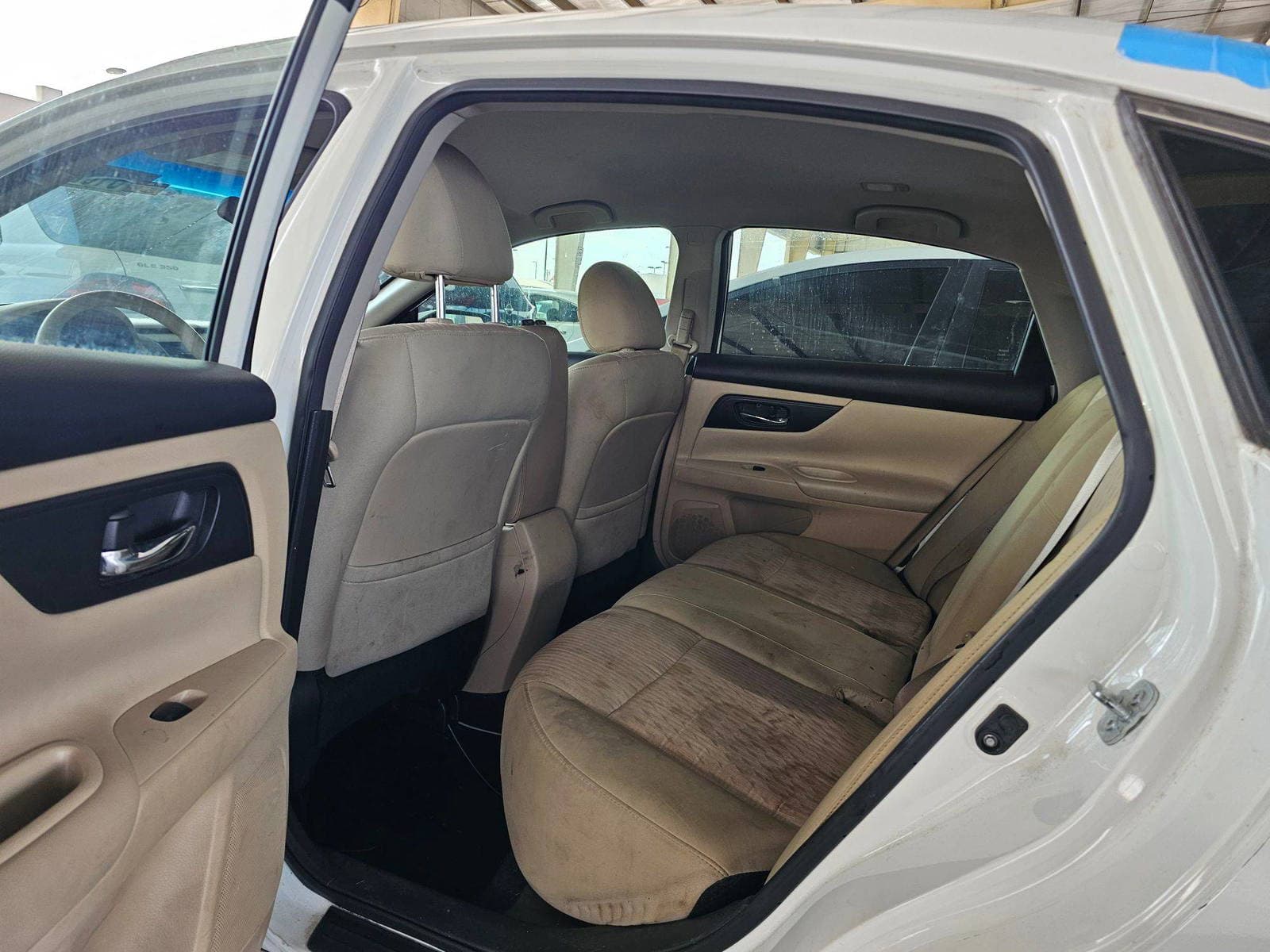 NISSAN ALTIMA - Exterior