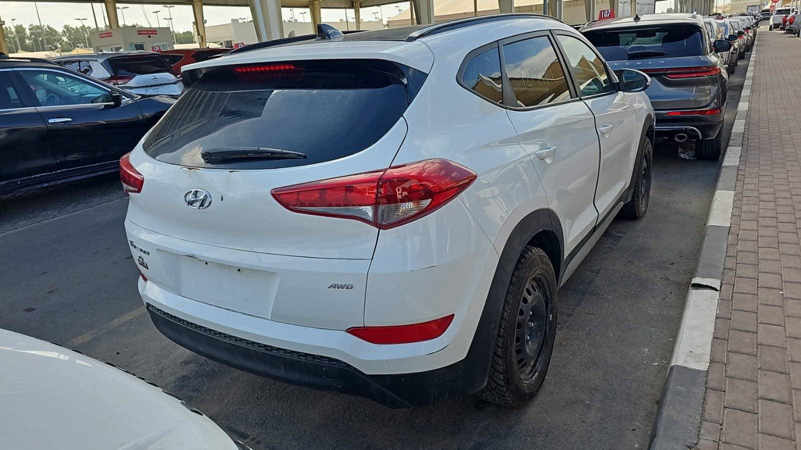 HYUNDAI TUCSON - Exterior