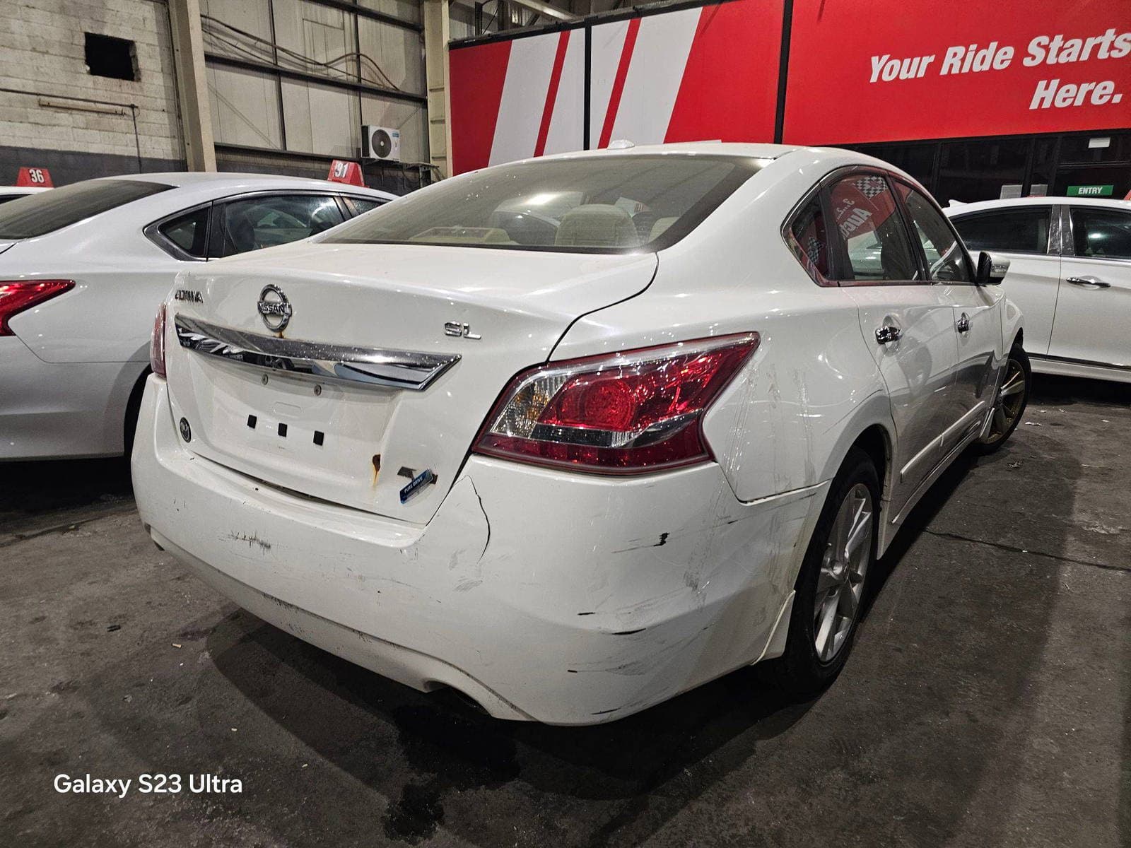 NISSAN ALTIMA - Exterior