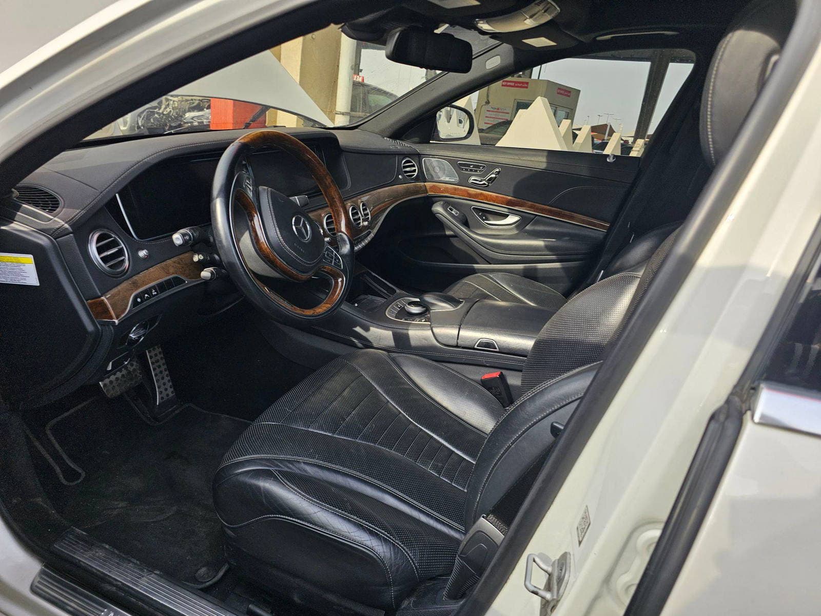 MERCEDES BENZ S 550 - Exterior