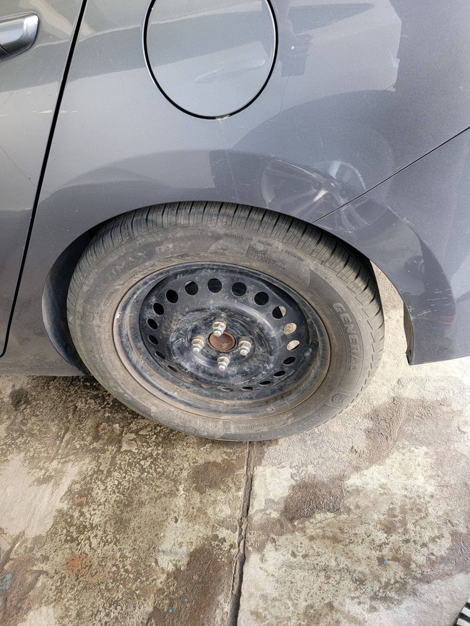 HYUNDAI ACCENT - Exterior