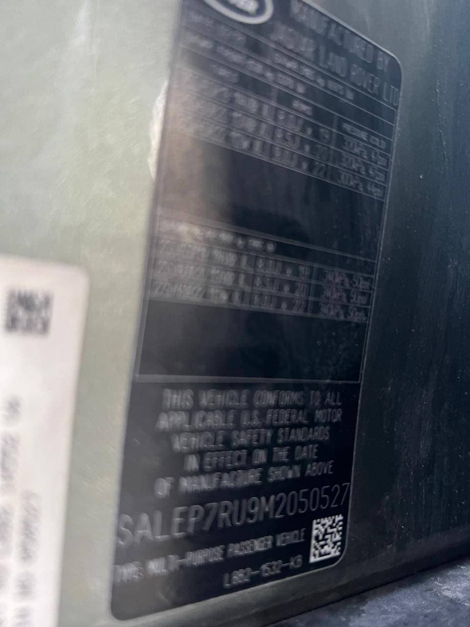 LAND ROVER DEFENDER 110 SE - Exterior