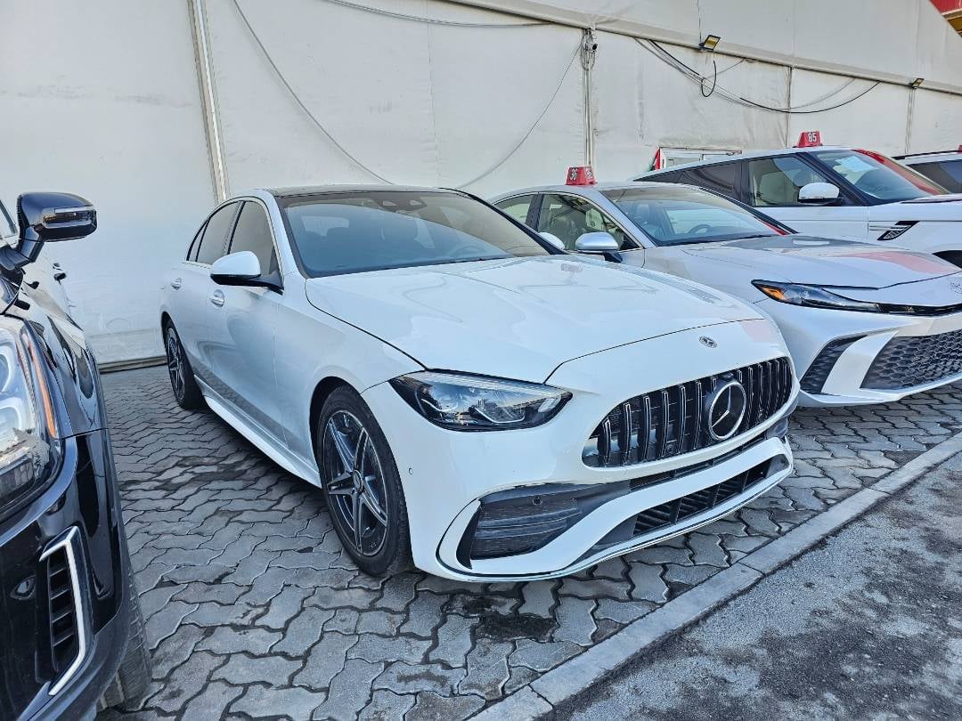 MERCEDES BENZ C200 - Exterior